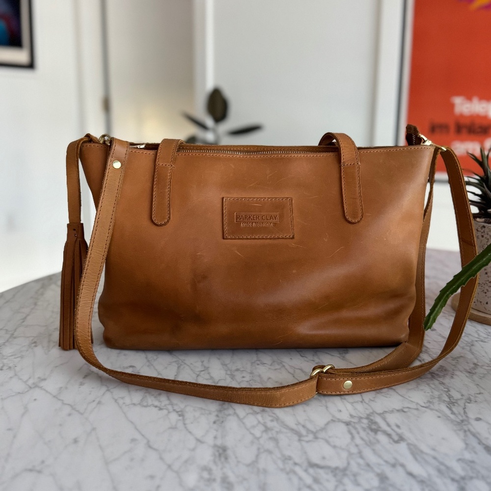 Parker Clay Eden Carryall Tote w/Strap & Tassel (Rust Brown)